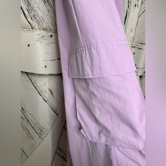 NWT Forever 21 Lavender Cargo Pants Wide Legs S - Picture 4 of 9